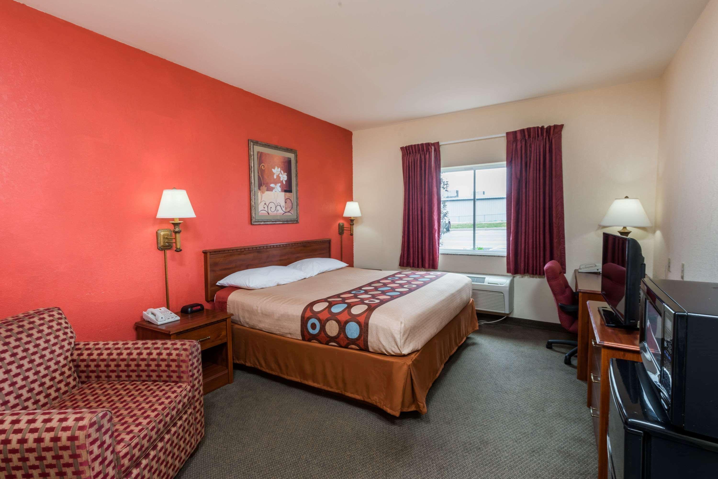 ซูเปอร์ 8 บาย วินด์แฮม เซนต์โรเบิร์ต ฟอร์ต เลียวนาร์ด วูด แอเรีย Hotel ภายนอก รูปภาพ